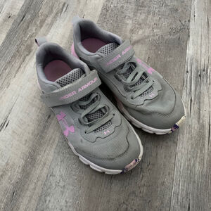 Under Armour UA Assert 9 AC Grey/Lilac/Pink Girls Sneakers Mesh Size 2Y